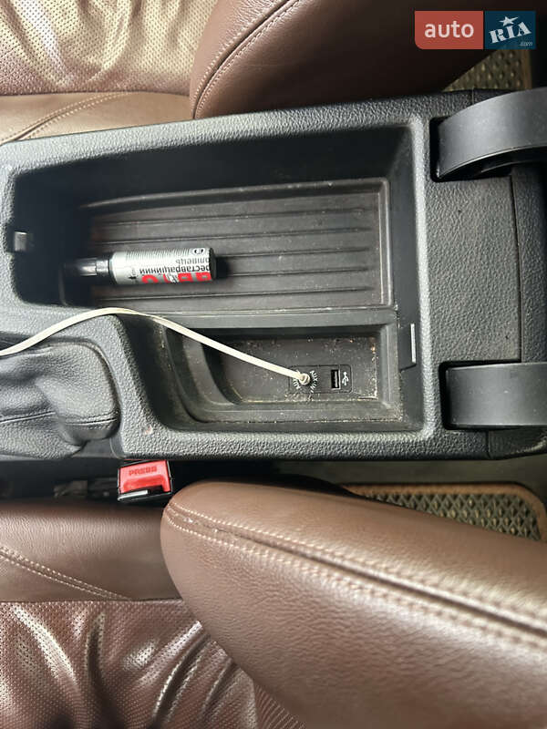 Универсал BMW 3 Series 2016 в Киеве