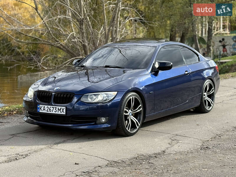 BMW 3 Series 2011