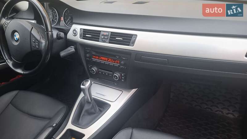 Седан BMW 3 Series 2006 в Киеве