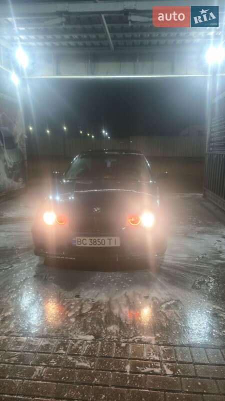 Седан BMW 3 Series 1993 в Львове