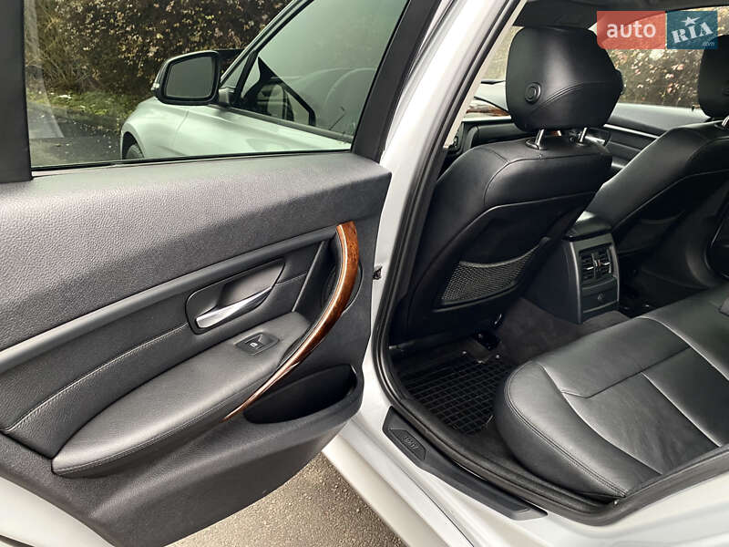 Седан BMW 3 Series 2012 в Ивано-Франковске фото 27 Седан BMW 3 Series 2012 в Ивано-Франковске