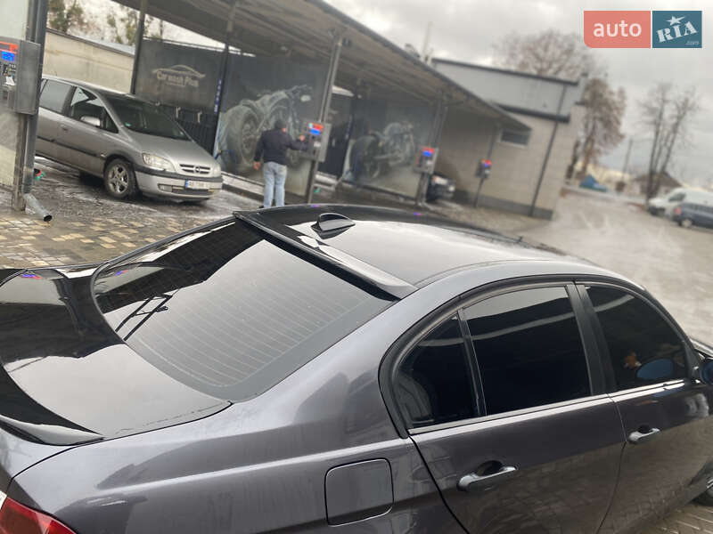 Седан BMW 3 Series 2005 в Тульчине