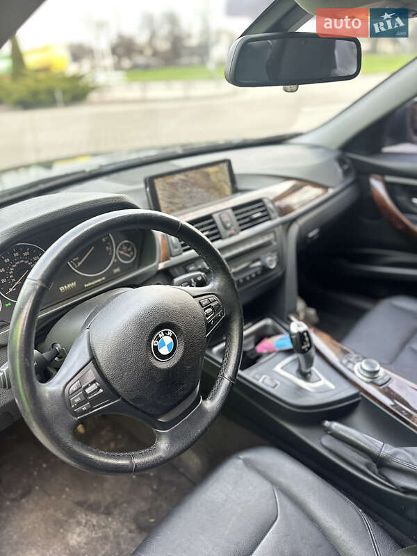 Седан BMW 3 Series 2013 в Житомире