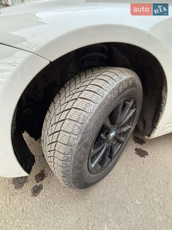 Седан BMW 3 Series 2013 в Полтаве