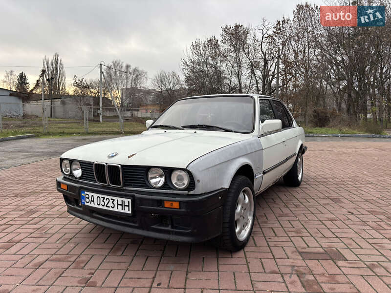 Седан BMW 3 Series 1986 в Знаменке