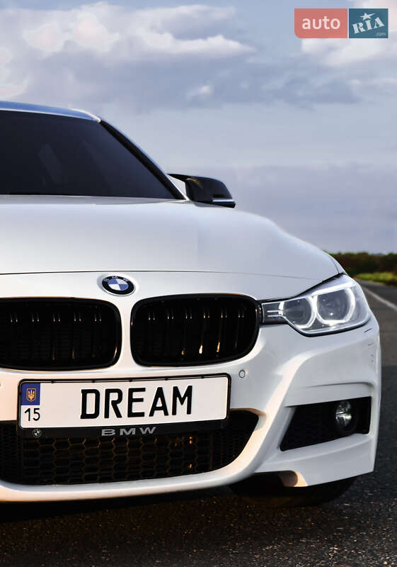 Седан BMW 3 Series 2015 в Николаеве