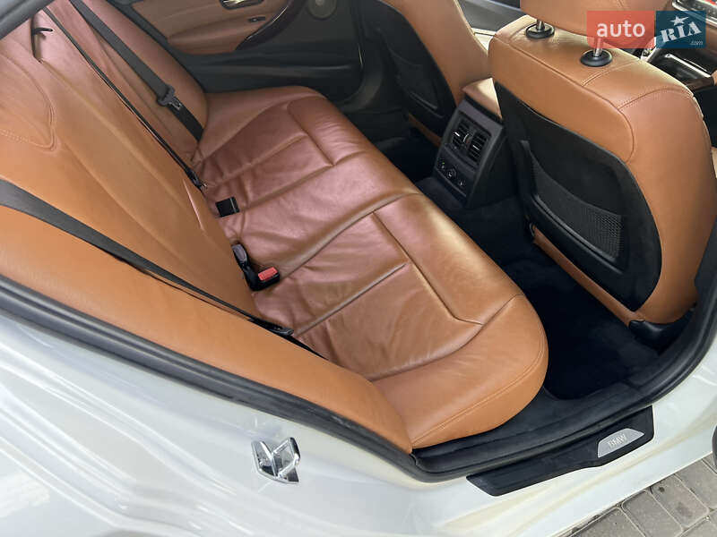 Седан BMW 3 Series 2012 в Одессе