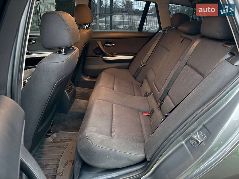 Универсал BMW 3 Series 2010 в Киеве