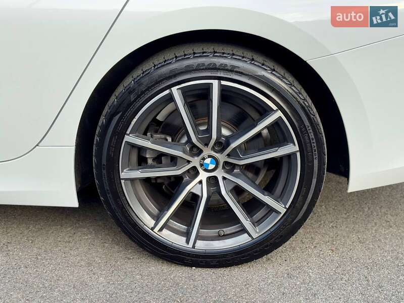 Седан BMW 3 Series 2020 в Киеве фото 26 Седан BMW 3 Series 2020 в Киеве