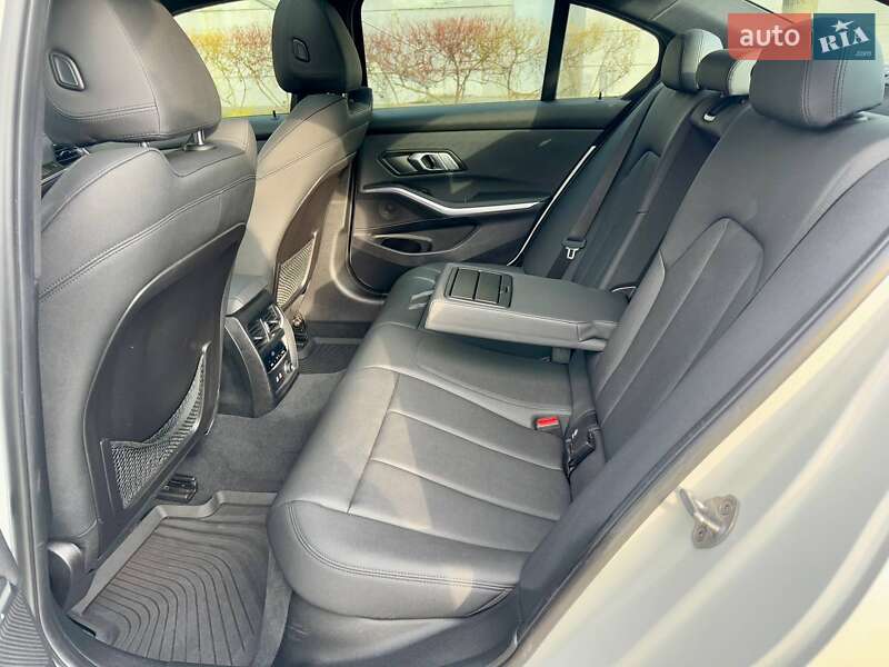 Седан BMW 3 Series 2020 в Киеве фото 45 Седан BMW 3 Series 2020 в Киеве