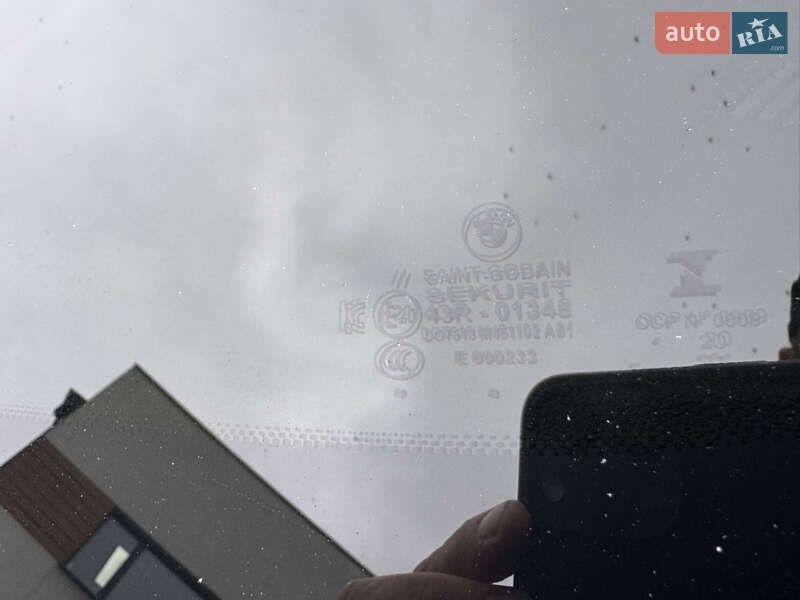 Седан BMW 3 Series 2020 в Стрые