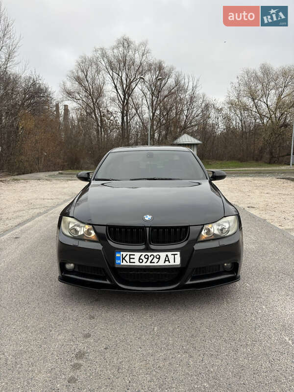 Седан BMW 3 Series 2005 в Днепре