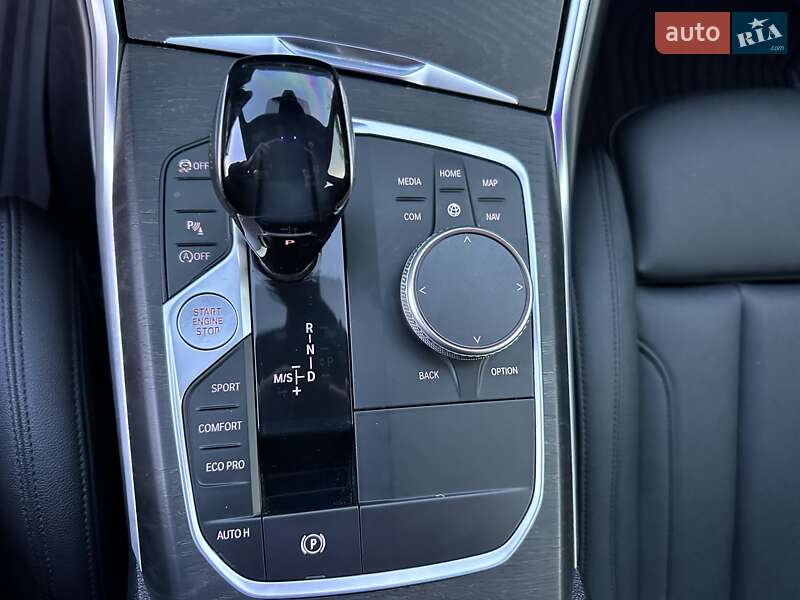 Седан BMW 3 Series 2021 в Одессе