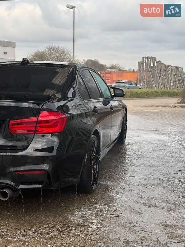 Седан BMW 3 Series 2016 в Львове