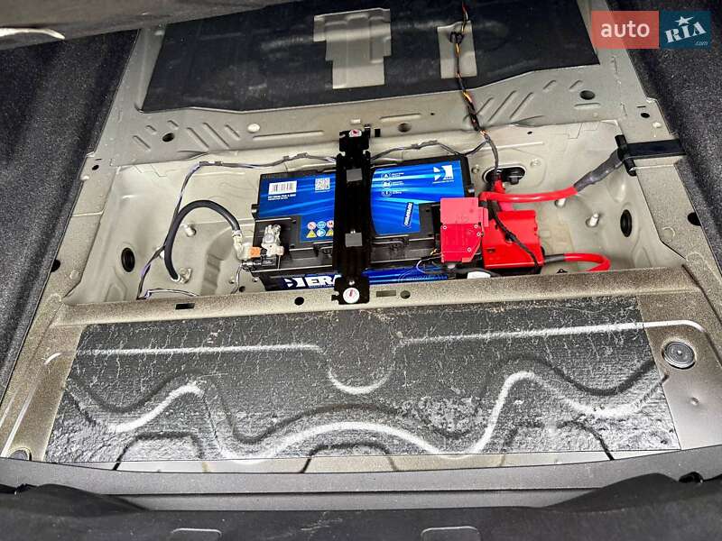 Седан BMW 3 Series 2019 в Киеве фото 35 Седан BMW 3 Series 2019 в Киеве