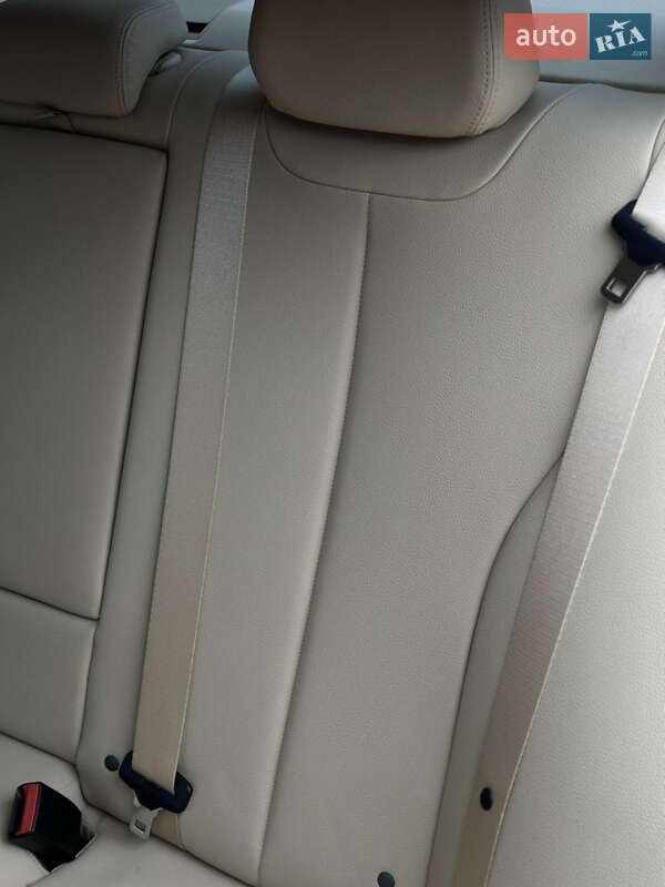 Седан BMW 3 Series 2014 в Луцке фото 44 Седан BMW 3 Series 2014 в Луцке