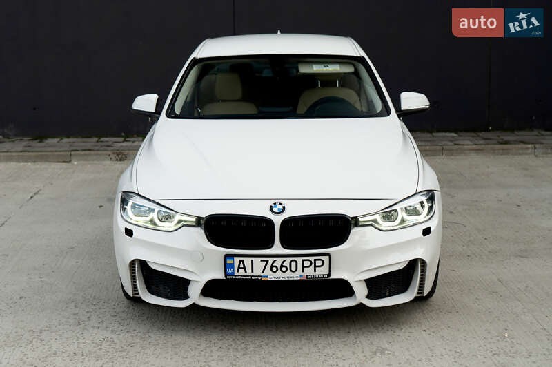 Седан BMW 3 Series 2018 в Киеве