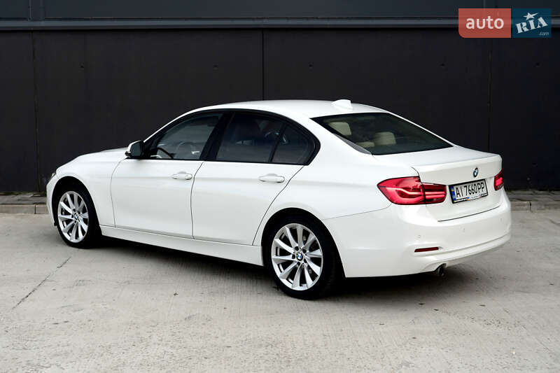 Седан BMW 3 Series 2018 в Киеве