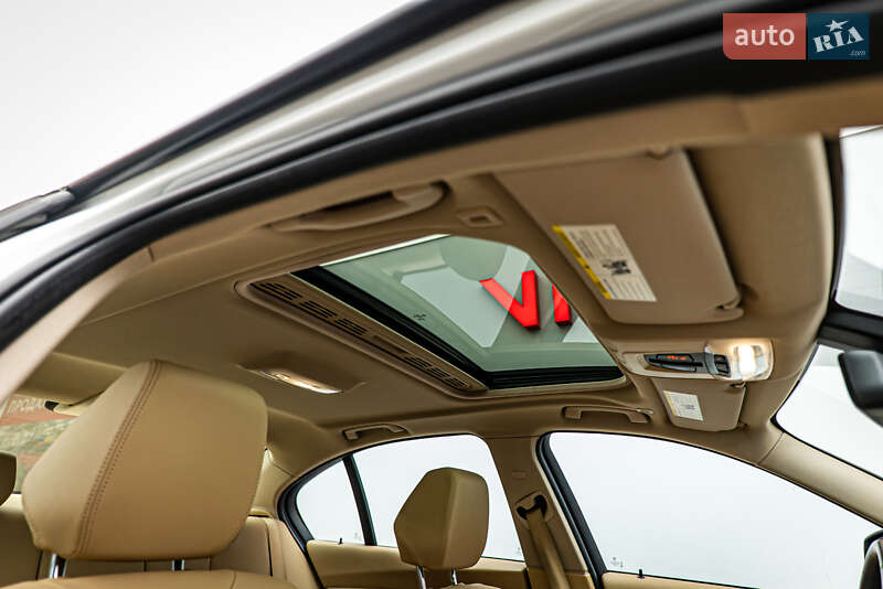 Седан BMW 3 Series 2012 в Киеве