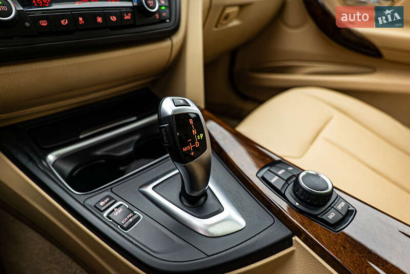 Седан BMW 3 Series 2012 в Киеве