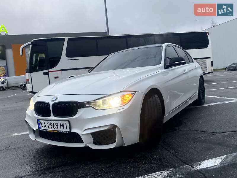 Седан BMW 3 Series 2012 в Полтаве