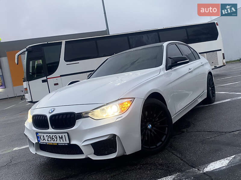 Седан BMW 3 Series 2012 в Полтаве