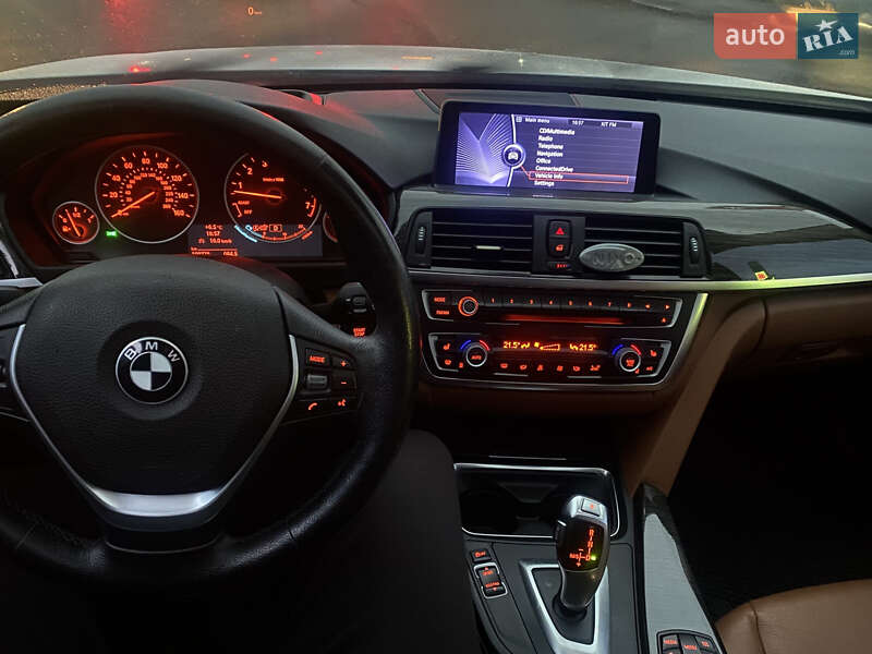 Седан BMW 3 Series 2012 в Полтаве