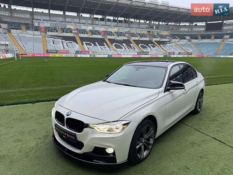 Седан BMW 3 Series 2017 в Одессе