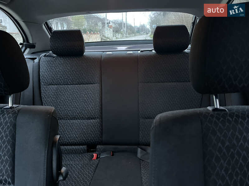 Купе BMW 3 Series 2003 в Городку