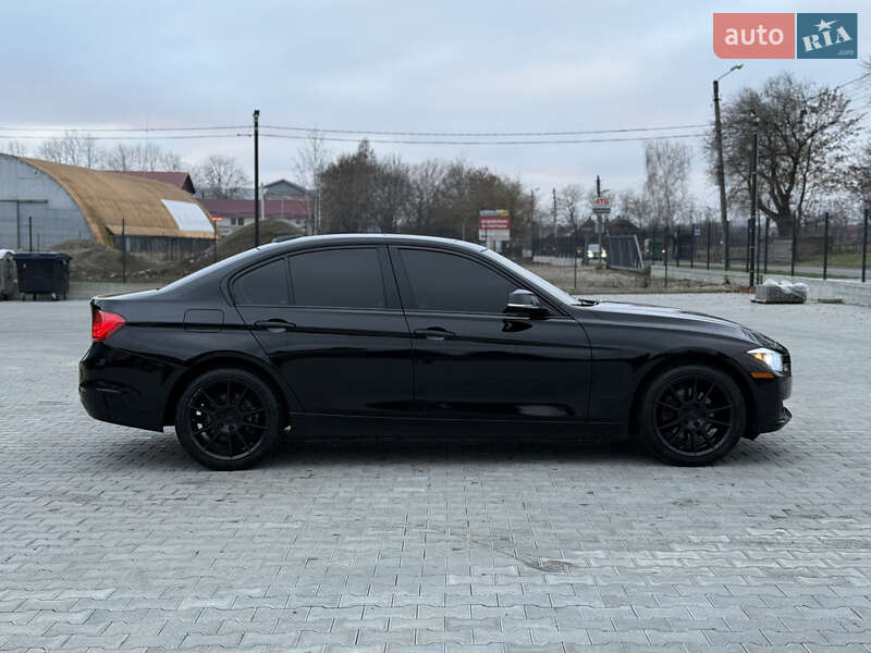 Седан BMW 3 Series 2015 в Калуше