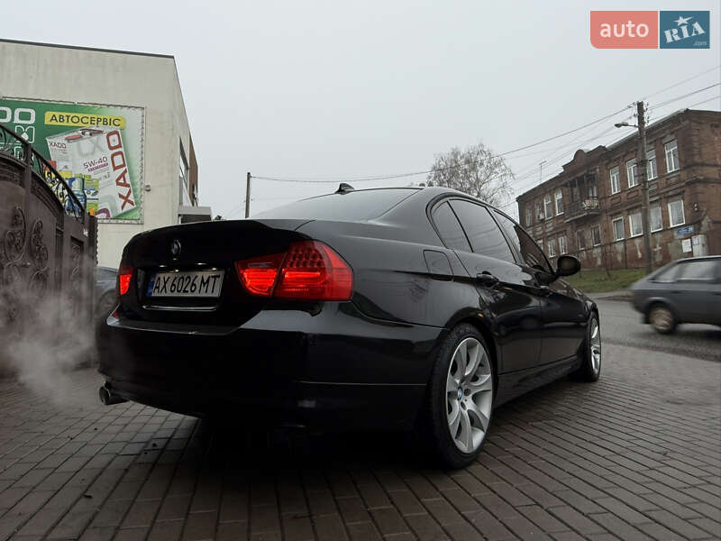 Седан BMW 3 Series 2011 в Харкові