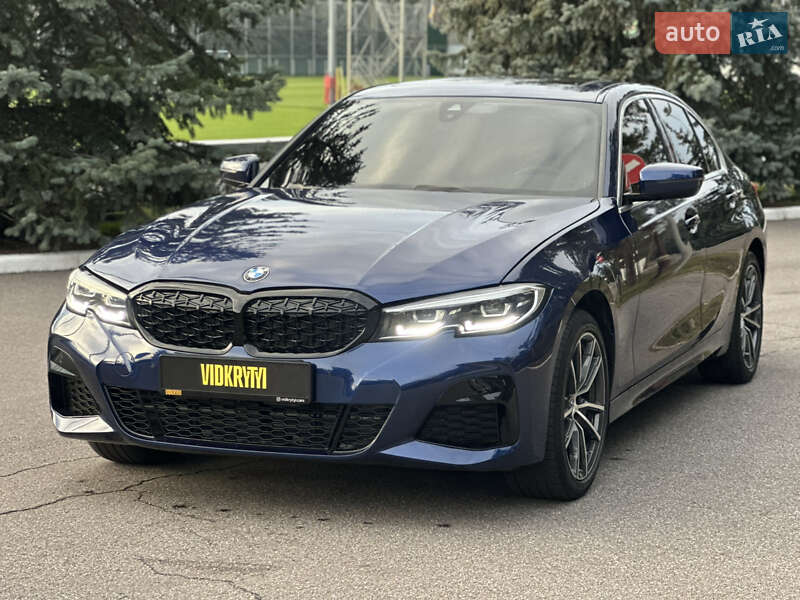 Седан BMW 3 Series 2019 в Киеве
