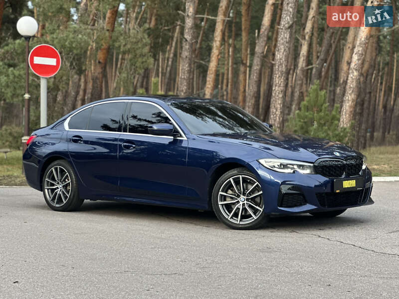 Седан BMW 3 Series 2019 в Киеве