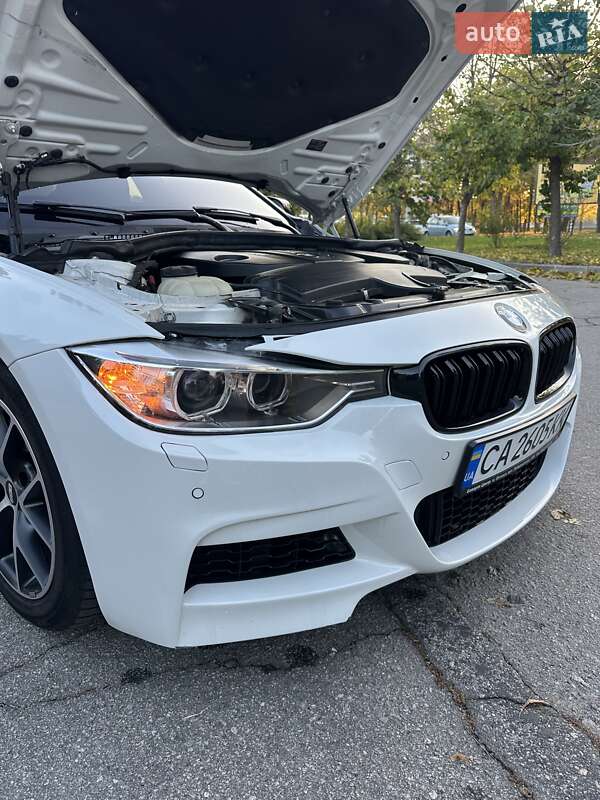 Седан BMW 3 Series 2013 в Умани