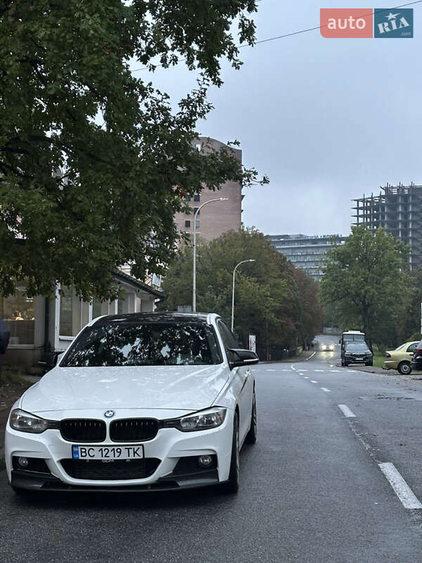 Седан BMW 3 Series 2015 в Львове