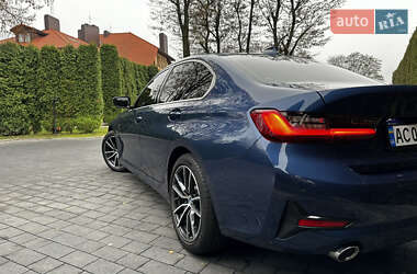 Седан BMW 3 Series 2022 в Києві