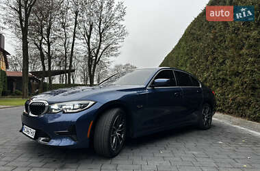 Седан BMW 3 Series 2022 в Києві
