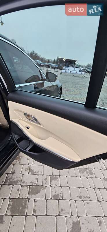 Седан BMW 3 Series 2021 в Харькове