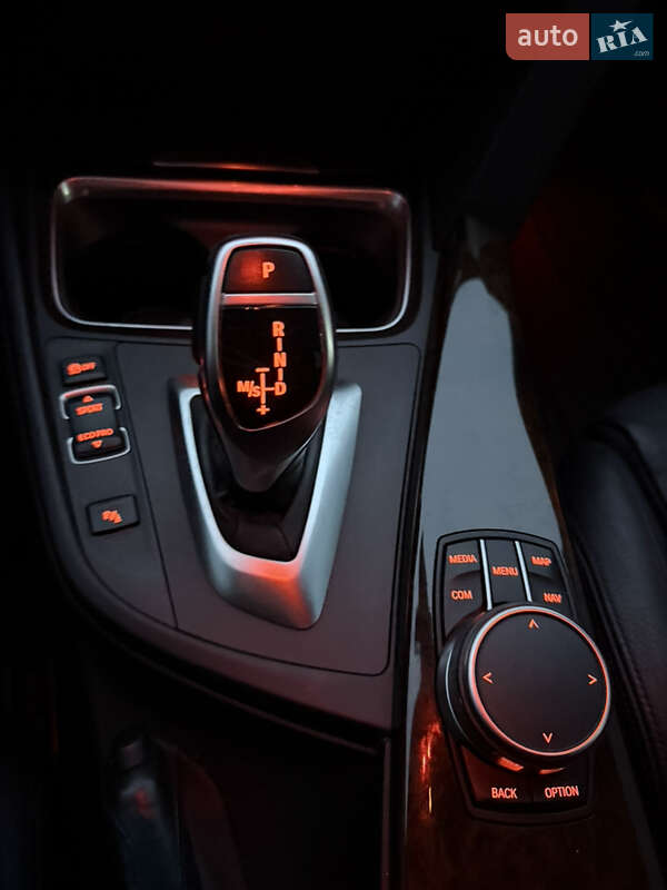 Седан BMW 3 Series 2014 в Києві