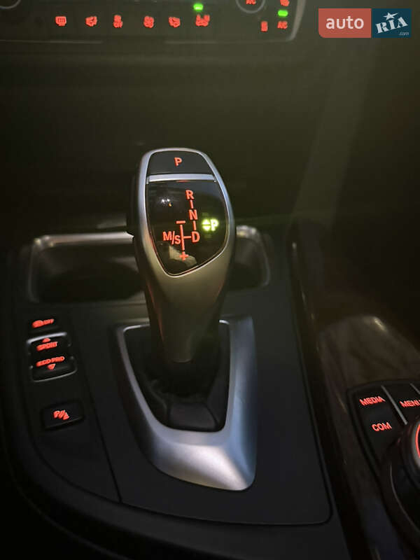 Седан BMW 3 Series 2014 в Києві