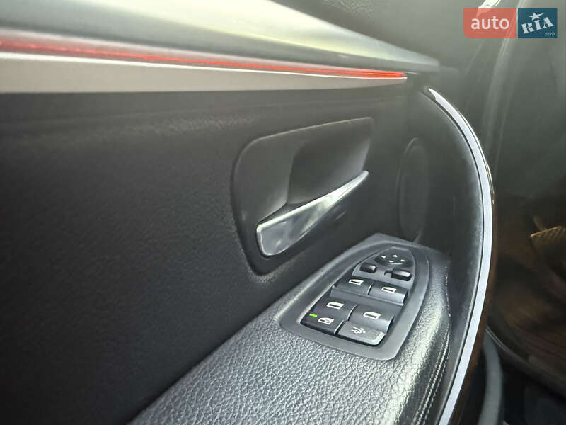 Седан BMW 3 Series 2014 в Києві