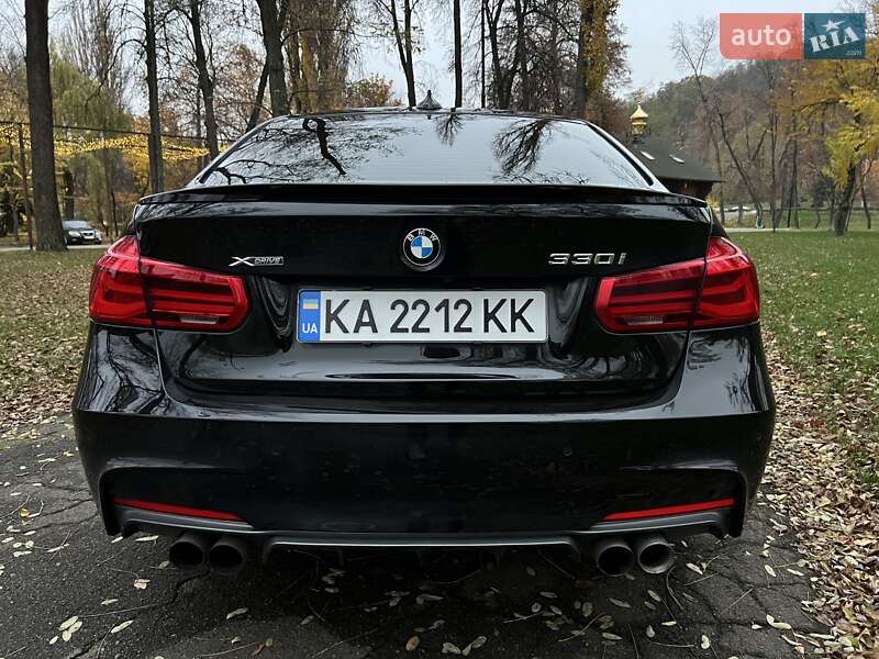 Седан BMW 3 Series 2018 в Киеве