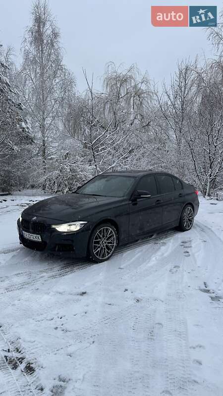 Седан BMW 3 Series 2018 в Киеве