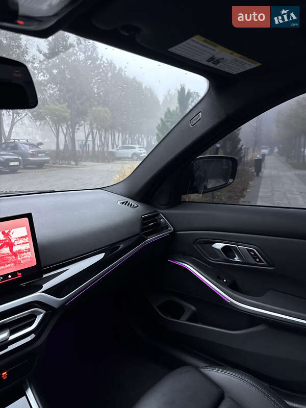 Седан BMW 3 Series 2023 в Львове фото 25 Седан BMW 3 Series 2023 в Львове