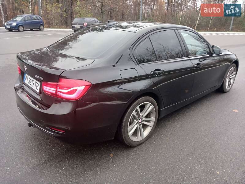 Седан BMW 3 Series 2017 в Киеве
