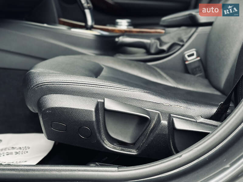 Седан BMW 3 Series 2015 в Кременчуге