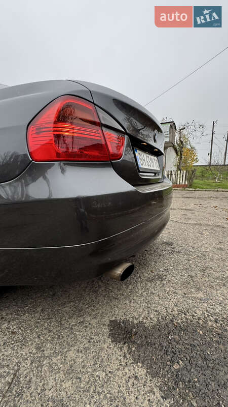 Седан BMW 3 Series 2005 в Белгороде-Днестровском
