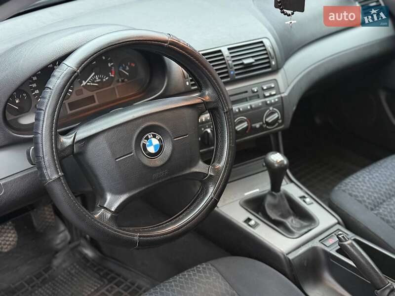 Купе BMW 3 Series 2004 в Запорожье