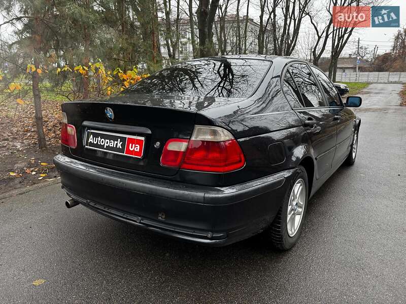 Седан BMW 3 Series 2001 в Киеве