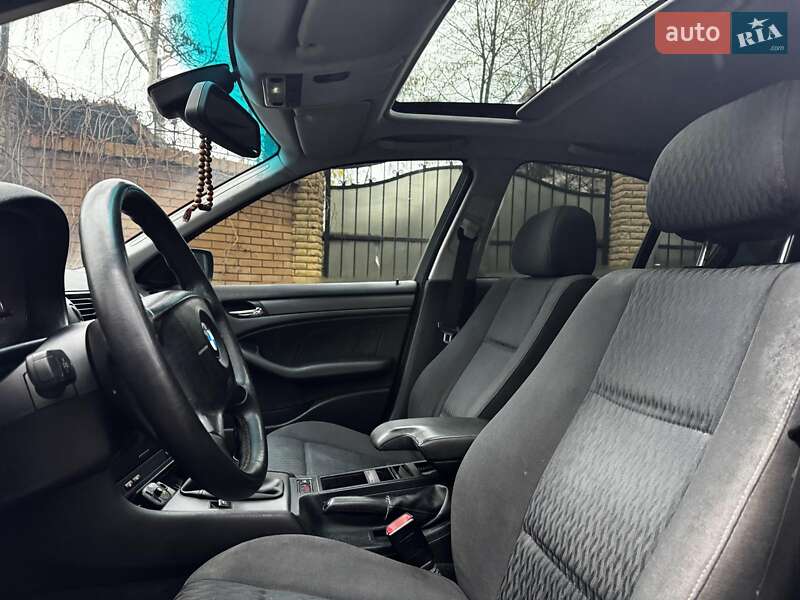 Седан BMW 3 Series 2001 в Киеве